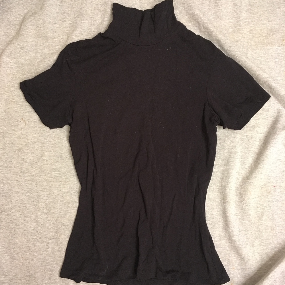 Classy mock turtleneck, great fit. Selling 5!
